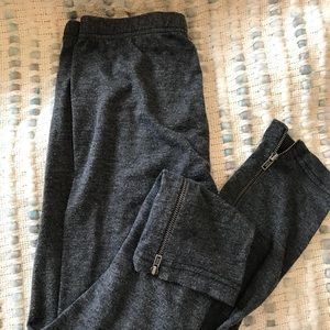 GRAY ZIPPER LEGGINGS